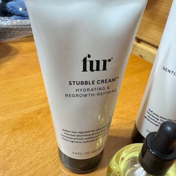 Fur Bundle - Picture 2 of 3